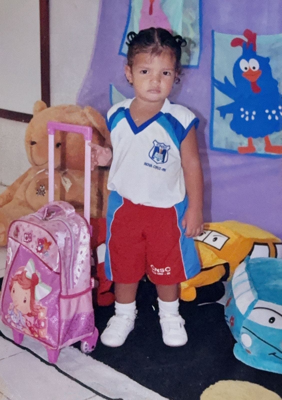 Maria Letícia no primeiro dia de aula