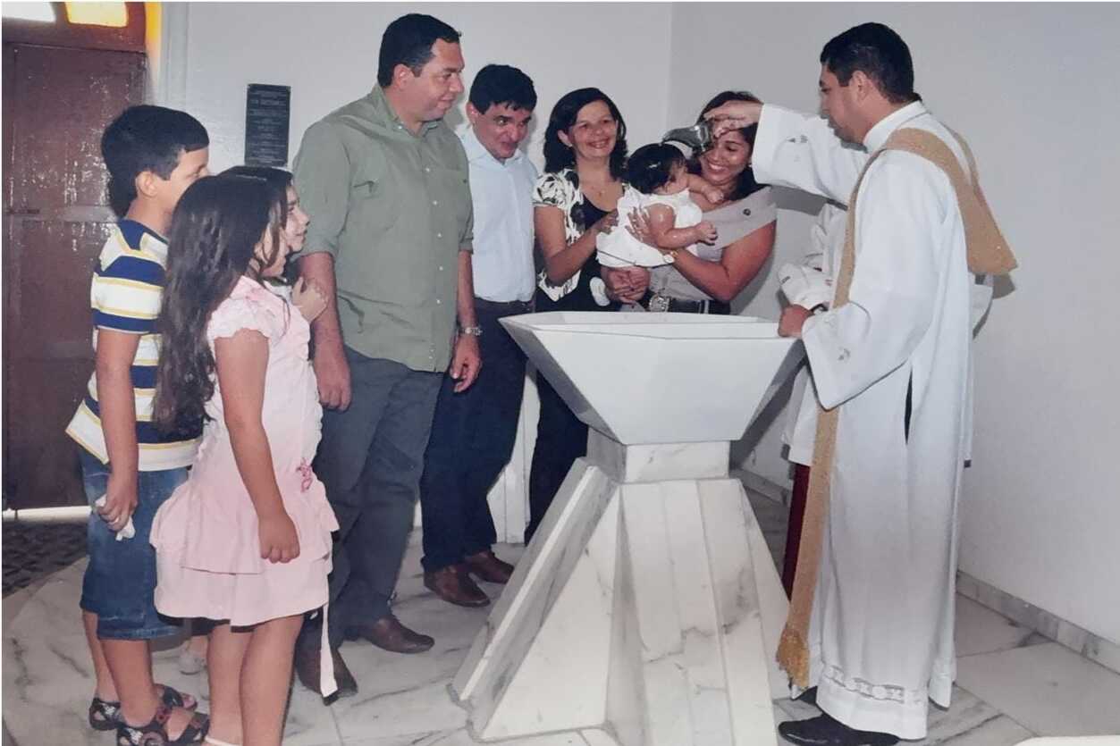 Maria Letícia no dia do seu Batismo